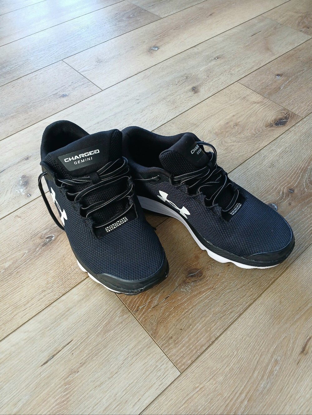 Under Armour Charged Gemini Men's Black Athletic Running Shoes